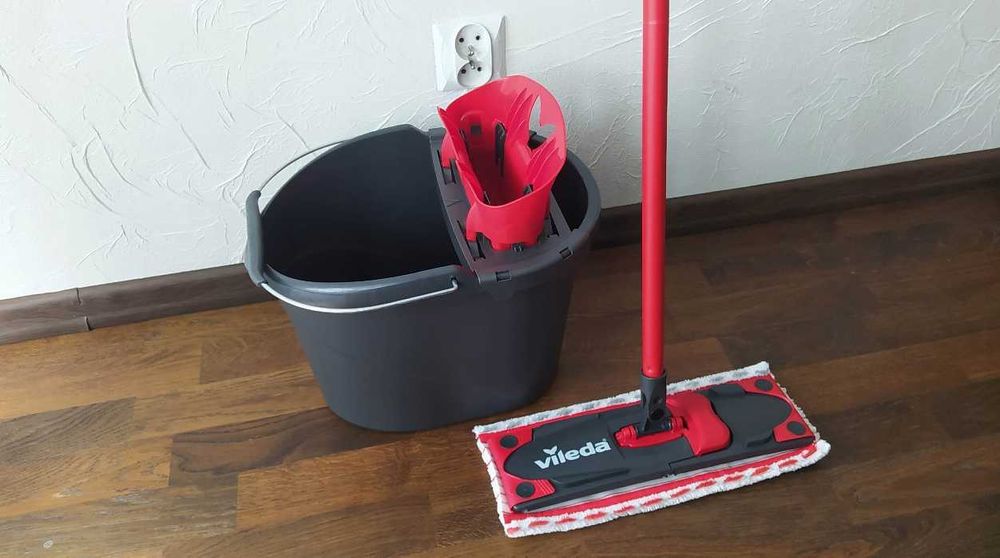 Mop Vileda Ultramax BOX płaski 35 cm Wiadro z wyciskarką i kijem NOWY