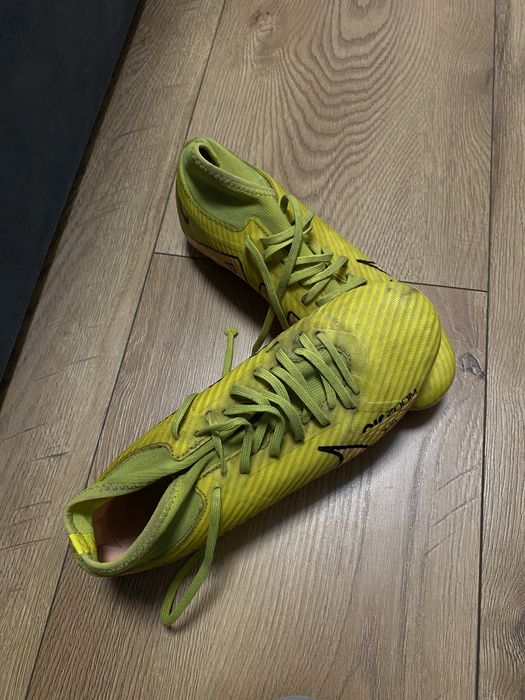 Sprzedam nike air do grania w pilke nozna  uzywane bardzo wygdodne
