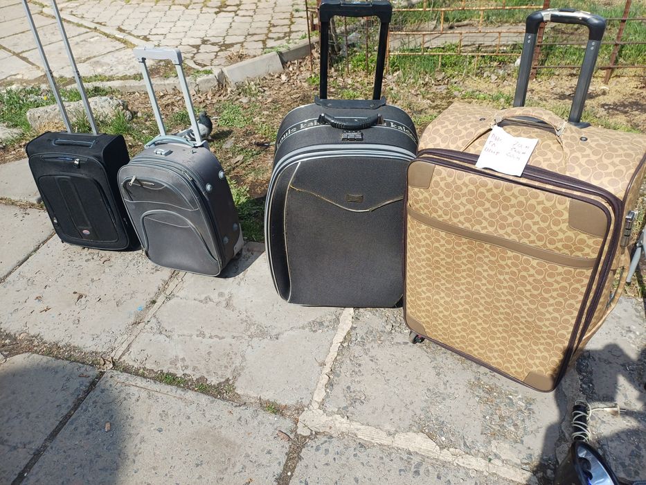 Чемодан  , сумка .валiза