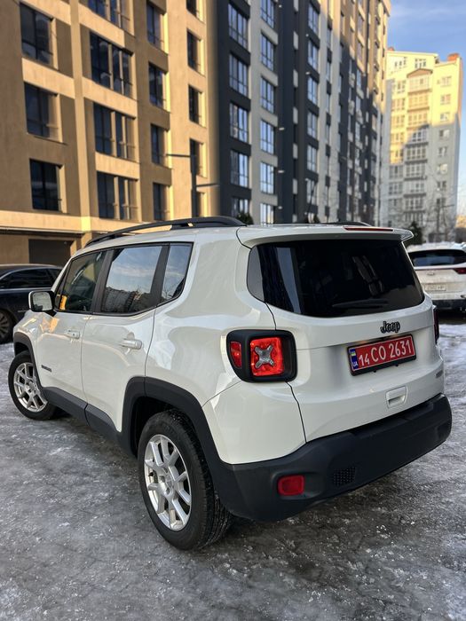 Jeep Renegade 2018 • Автомат • 2.4 Бензин • Свіже авто