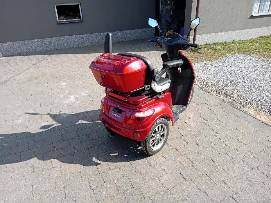 Skuter inwalidzki elektryczny