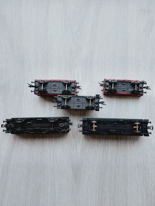 Conjunto de 5 vagões Fleischmann H0 1:87