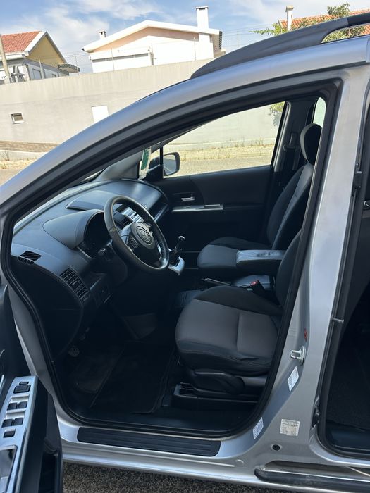Mazda 5 2.0 CD 143cv – 7 Lugares – Impecável