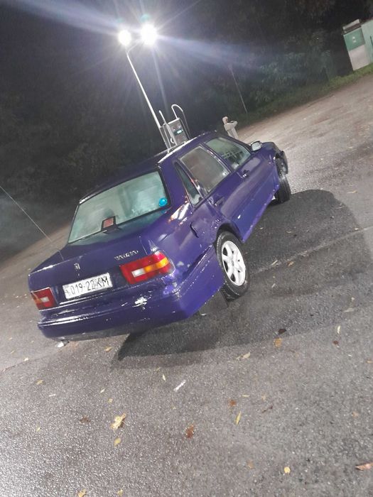 Продам Volvo 460 1995
