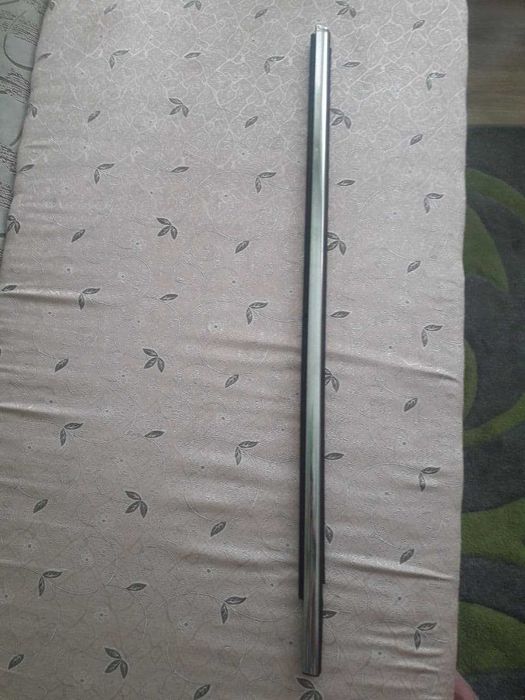 Ford Escape Titanium молдинг задней двери