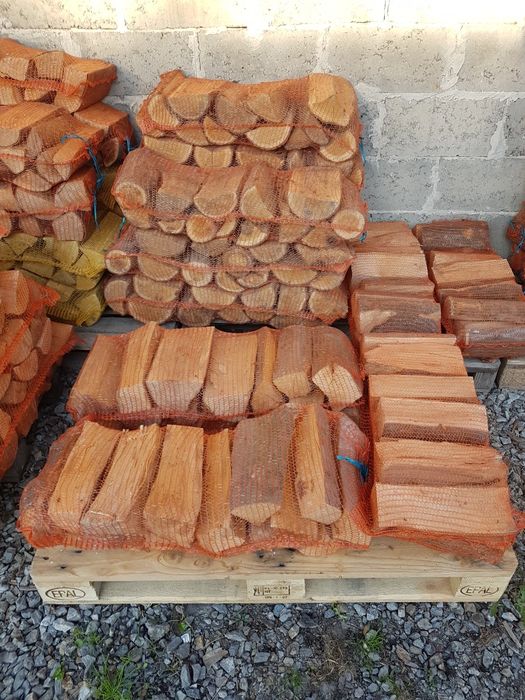 Drewno kominkowe opałowe do wędzenia workowane