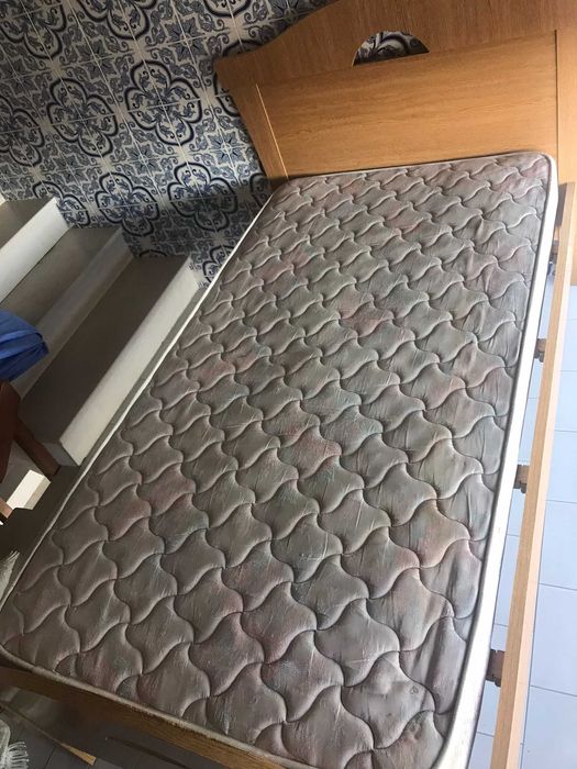 Cama de solteiro para venda
