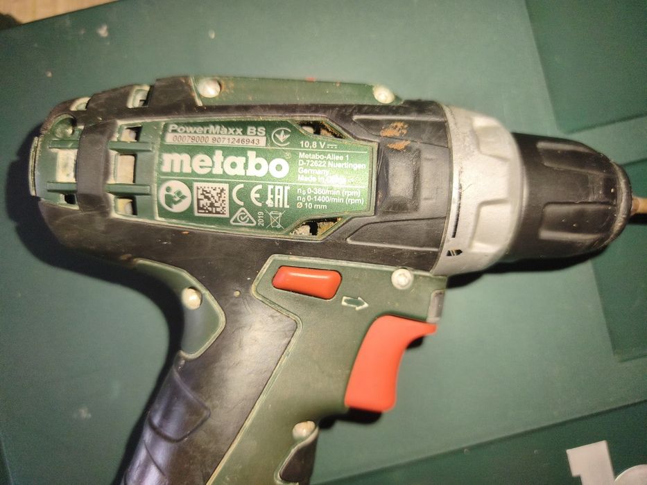 Аккумуляторный шуруповерт Metabo PowerMaxx BS Basic (10.8V) + кейс