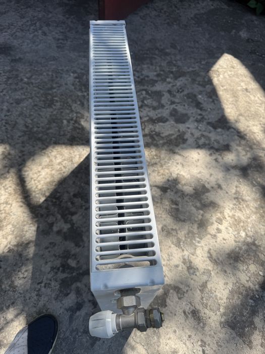 Радіатор опалення Grandini 700/500/100 Новий, без упаковки.