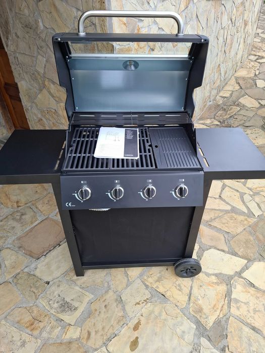 Sprzedam nowy grill gazowy 4 palnikowy