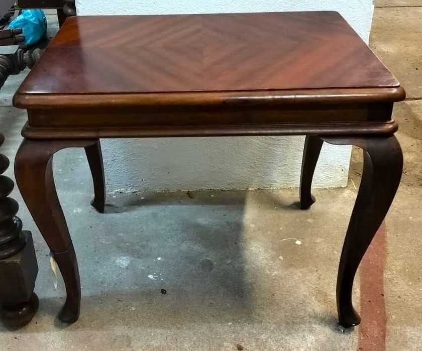 Mesa de Centro em Madeira