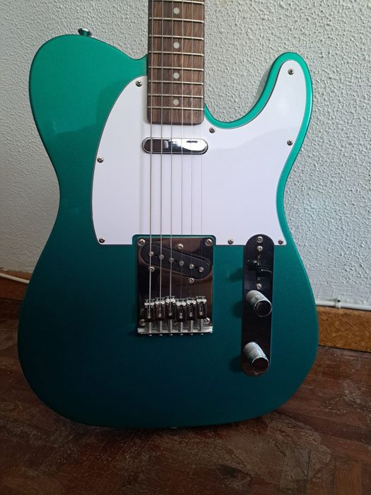 Guirarra elétrica - Squier Telecaster