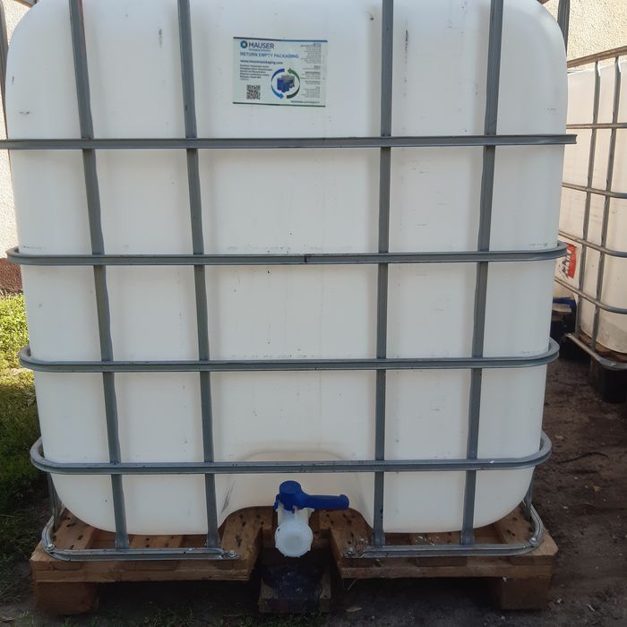 Zbiorniki 1000L mausery