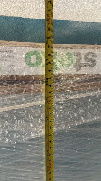 Металопластиковая оконная рама фирмы Steko