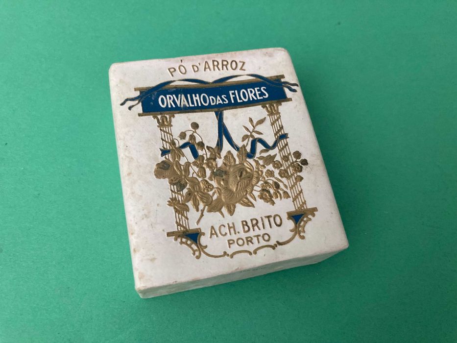 Rara Embalagem Pó D'Arroz Orvalho das Flores da Ach Brito Muito Antiga