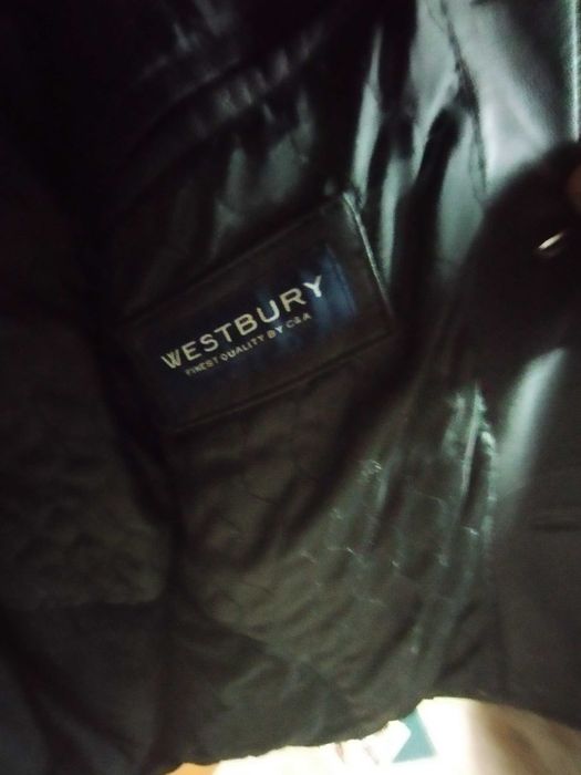 Casaco Westbury preto, excelente estado, usado muito poucas vezes
