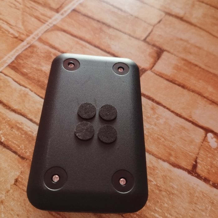 Stojak na telefon, pad.ps3 i ps4  itp