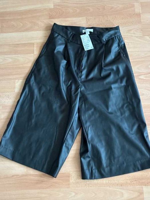 Spodenki skórzane H&M