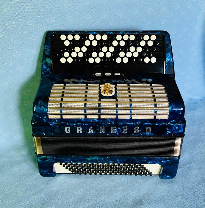 Баян GRANESSO  аккордеон  акордеон  аккордион
