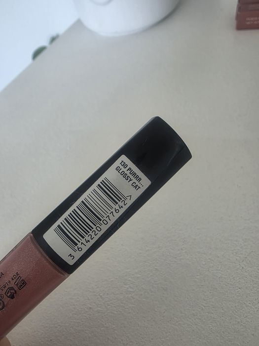 Błyszczyk Rimmel Oh My Gloss 130 purrr glossy cat
