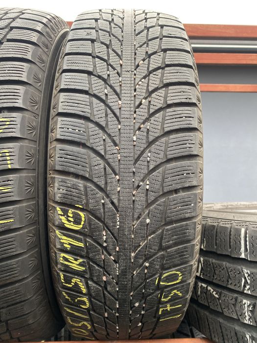 вживані зимові шини 205/65R16 Kumho WinterCraft Ice wi51 пара