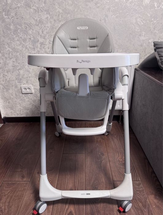 Стільчик для годування Peg-Perego Prima Pappa Follow Me Ice Сірий