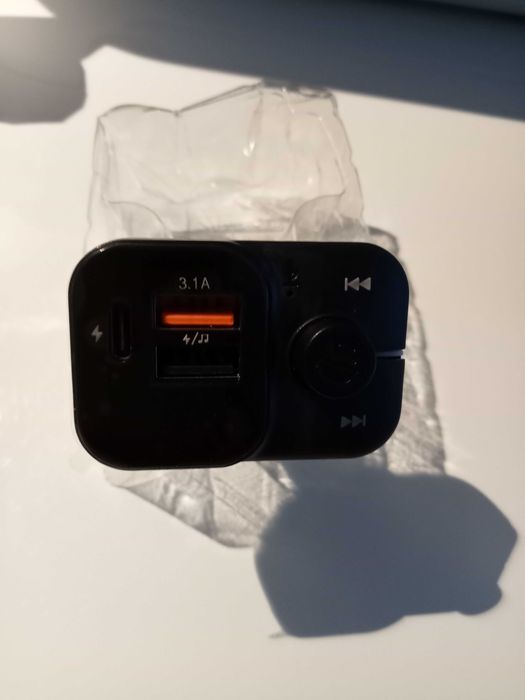 Ładowarka samochodowa BluetoothQ7, samochodowy nadajnik FM
