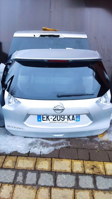 Nissan xtrail t32 Rogue кришка багажника