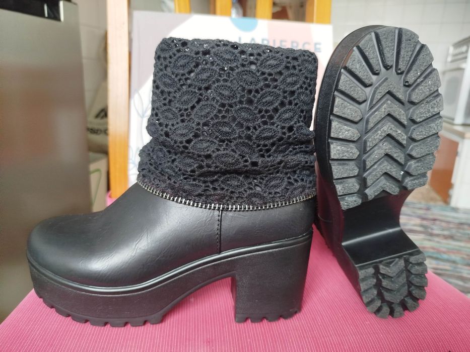 Botas de Senhora nr38 como novas, excelente preço e qualidade. Aproveite!!