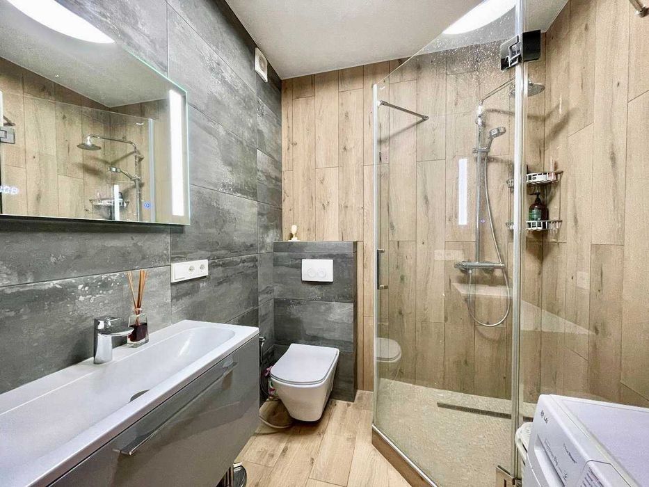 Продам пентхаус з РЕМОНТОМ. 3 кімнати. Газ. 2 ТЕРАСИ. ЖК На Прорізній