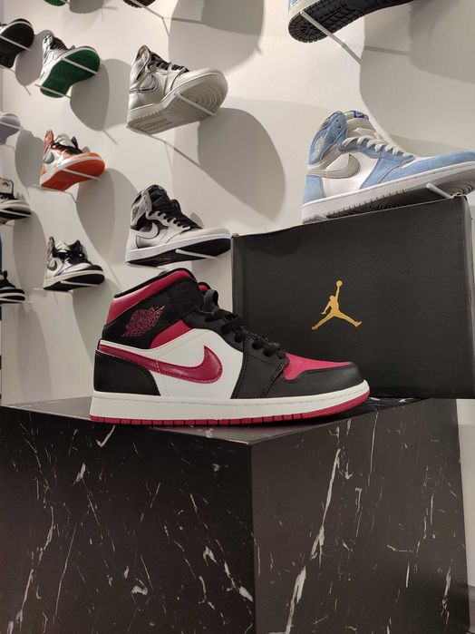Кросівки Air Jordan 1 Mid PS 'Bred Toe'