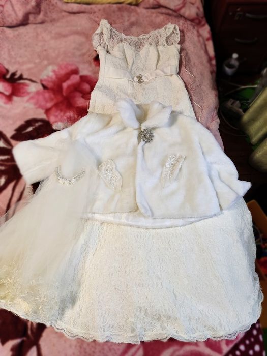 Весільна сукня, розмір 46