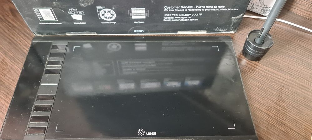 Продам графический планшет m708 ugee