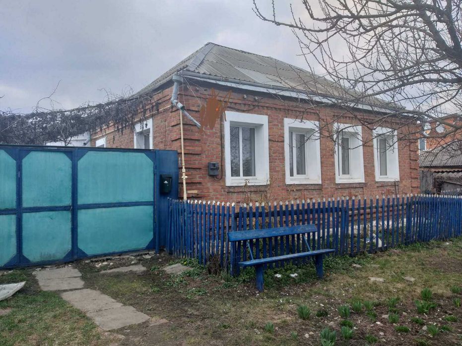 Продам добротний господарський  будинку в Чугуєві !