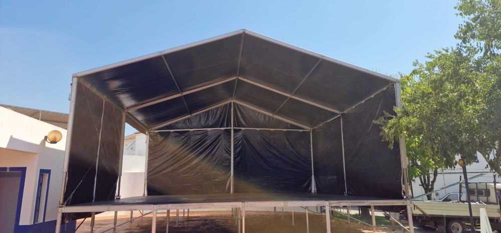 Aluguer de tendas e palcos