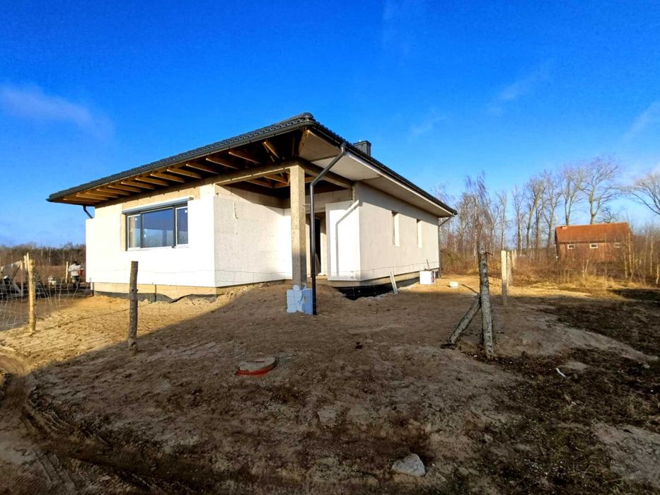 Dom blisko jeziora ,200 m od plaży Kłecko