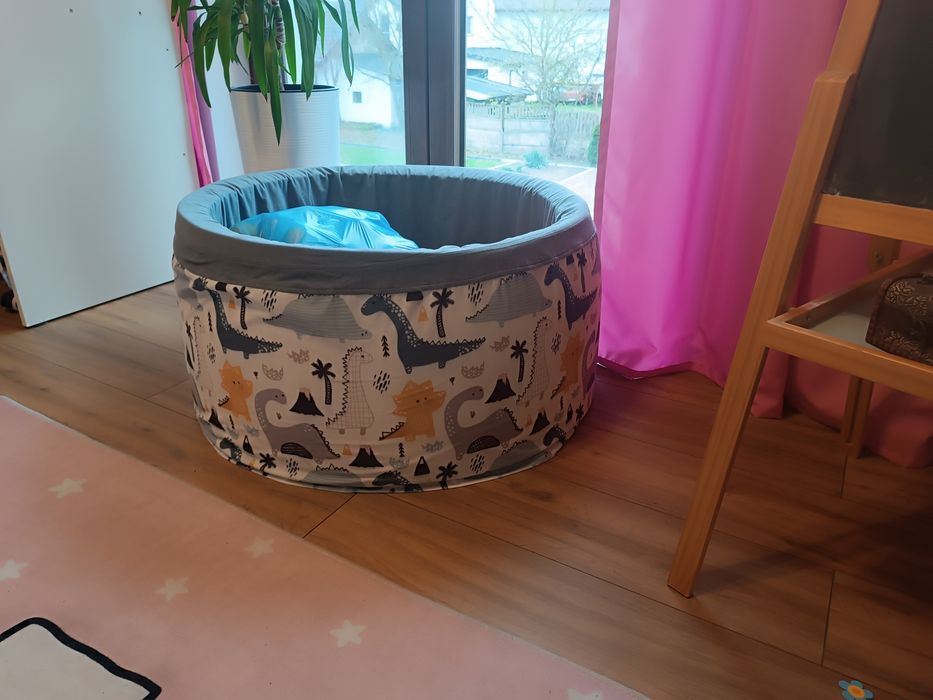 Suchy basen z kulkami 90x40