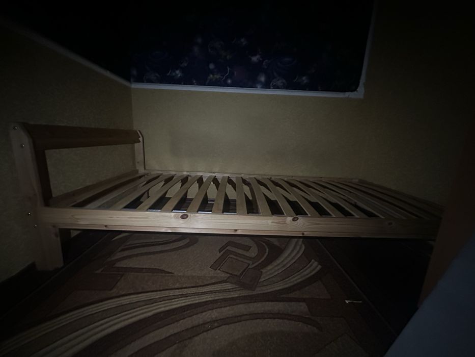 Продам кровать б/у