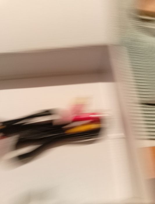 PAKITE AV sender . Bezprzewodowy transmiter sygnału TV