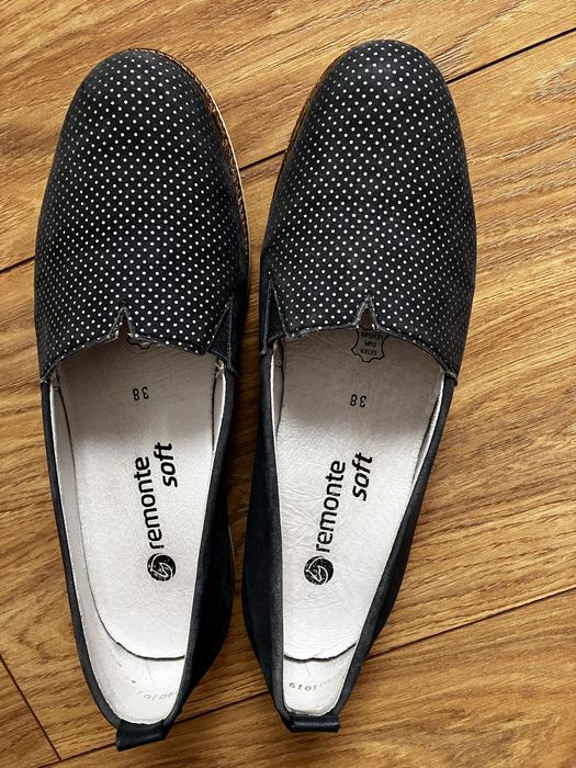 Buty skórzane Remonte 38