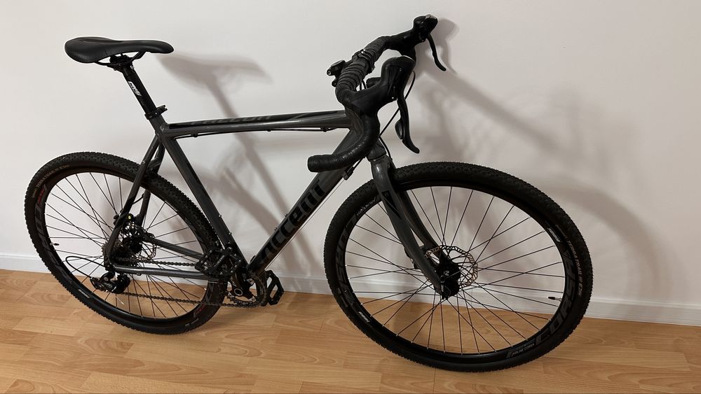 Rower gravel Accent aluminium r56 piękny szybki tarczowki  XC