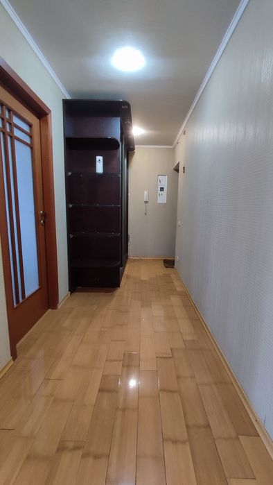 Продам 3-х .к.кв . Район  Сільпо!