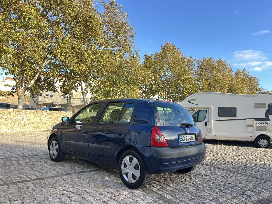 Renault Clio 1.2 16v Gasolina 2003 Com Ac — photo 3
