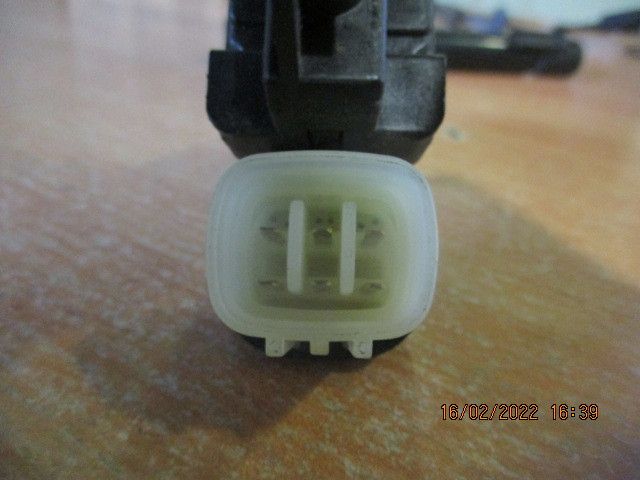 Motor vidro trás esquerdo MITSUBISHI L 200 / Triton Pick Up (KA_T, KB_