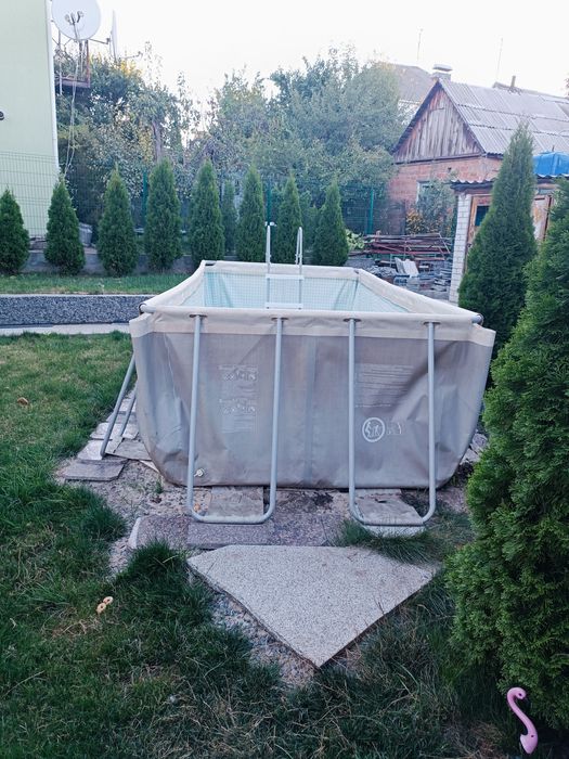 Басейн 4000/2000/1000 продам б/у