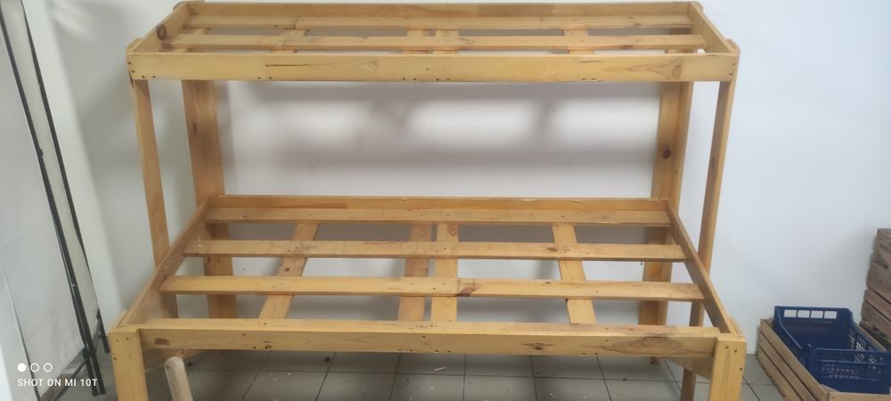 Regał drewniany na warzywa