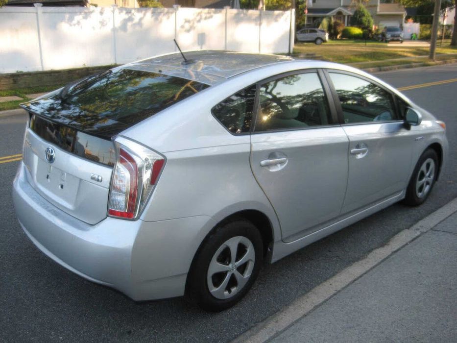 Toyota Prius      2013