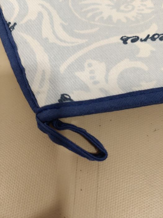 Luva de forno dos Açores - prática e regional