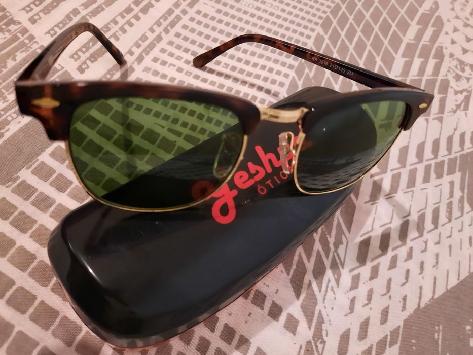Óculos de sol feminino