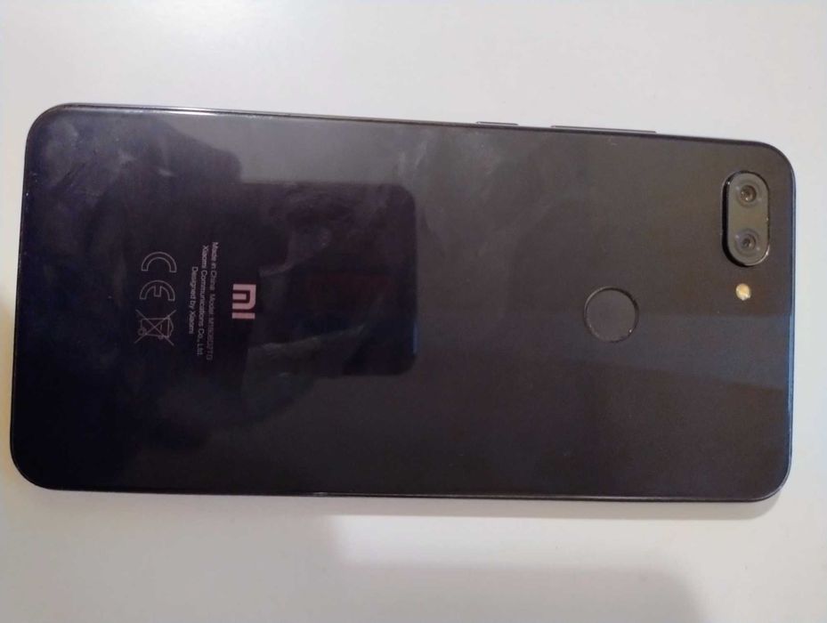 Telefon Mi 8 Lite